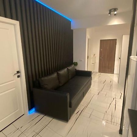 Q Luxury Apartment - Palas Center Iasi Exterior foto